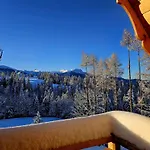 Mountain Base - Dom Hrabiego - Ac シャレー