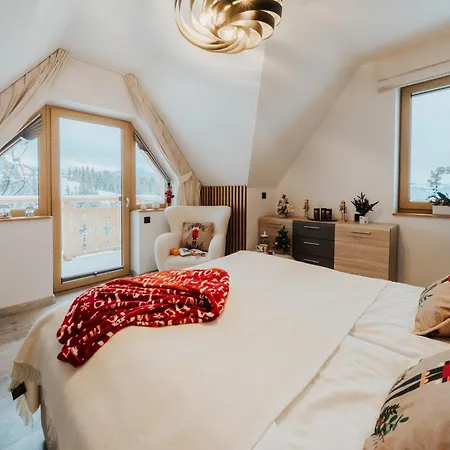 Dom Hrabiego Tatrzanska Polana With Mountain View, Private Jacuzzi & Free Parking By Downtown Apartments シャレー ザコパネ