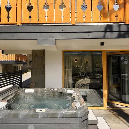 Dom Hrabiego Tatrzanska Polana With Mountain View, Private Jacuzzi & Free Parking By Downtown Apartments *