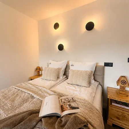 Dom Hrabiego Tatrzanska Polana With Mountain View, Private Jacuzzi & Free Parking By Downtown Apartments シャレー ザコパネ