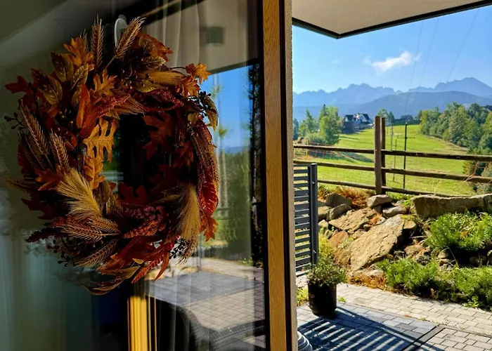 Mountain Base - Dom Hrabiego - Ac 木屋